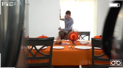 Melody Marks偷窥下的情欲陷阱