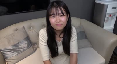 FC2PPV-4576420纯粹无垢黑发美少女美腿E罩杯千波酱体液狂洩淫穴