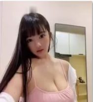 传说中的童颜巨乳一头埋进去没准会窒息的