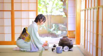 SONE-956 新人NO.1STYLE 音無鈴 AVデビュー 辱めを愛する上流階級の純白娘 滲み出る静寂さ、育ちの良さだけどSEXは超下品。