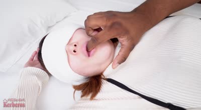 FC2PPV-4511273作为秘密礼物给她的黑人巨根让她射里面她痛苦地昏厥